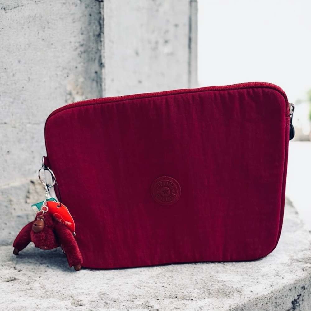 NEW KiIPLING Tablet Case  Organizer Makeup Case Burgundy Red FAST SHIP 3210-6